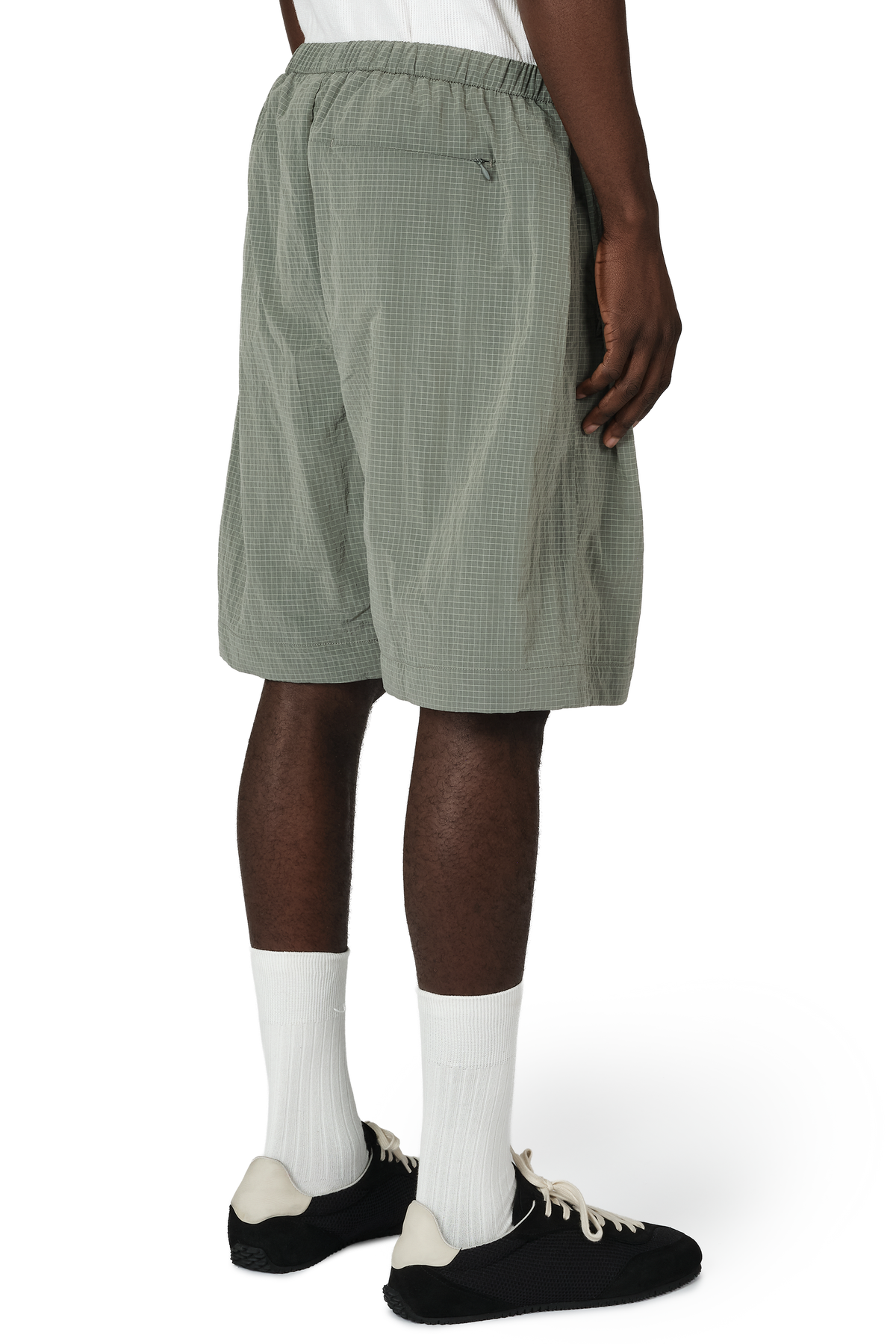 Ofunato Short in Tea