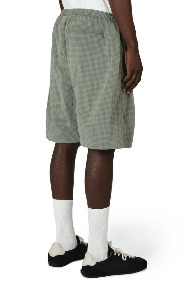 Ofunato Short in Tea